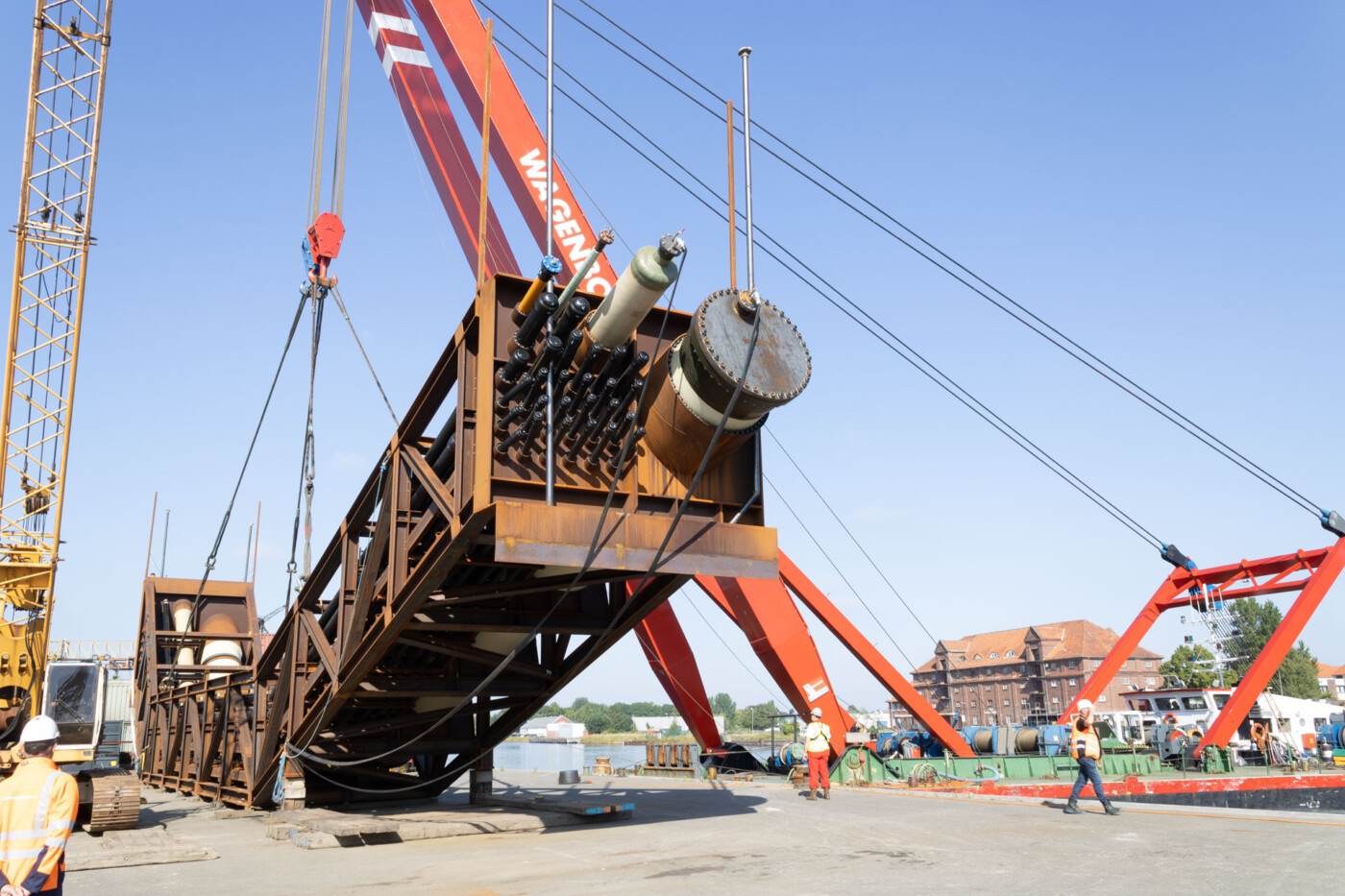 2020622 Dueker Deichbruecke WHV 5605