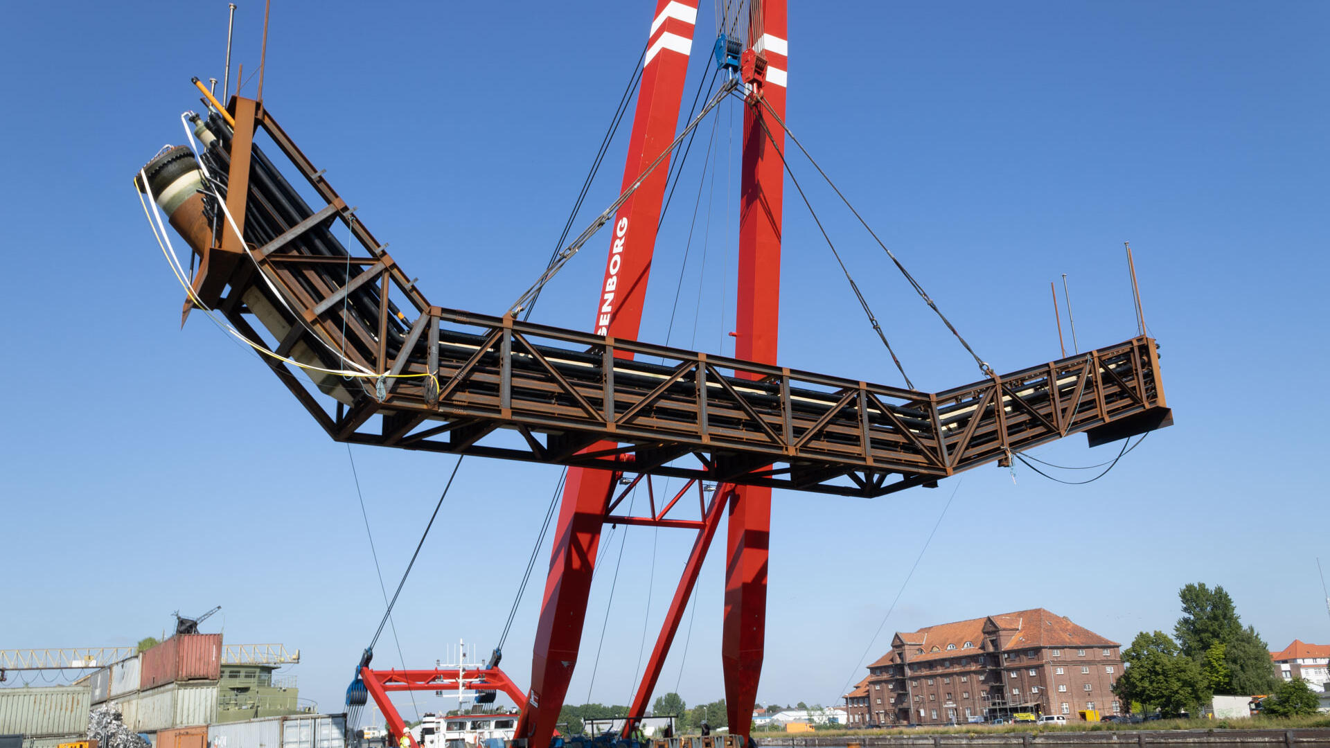 2020622 Dueker Deichbruecke WHV 5704